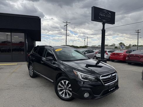 Used 2019 Subaru Outback 2.5i Touring w/ Popular Package #3A AWD/4WD image 1