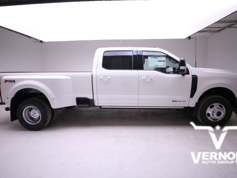 New 2026 Ford F350 Platinum image 6