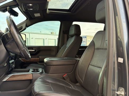 Used 2020 Chevrolet Silverado 3500 High Country image 38