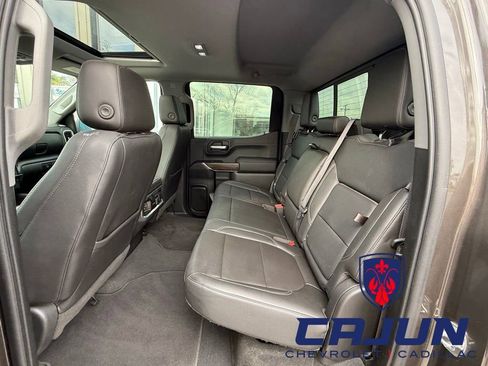 Used 2019 GMC Sierra 1500 SLT RWD image 19