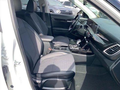 Certified 2024 Kia Seltos S AWD/4WD image 27