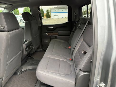 Used 2021 Chevrolet Silverado 1500 LT Trail Boss w/ Convenience Package II AWD/4WD image 29