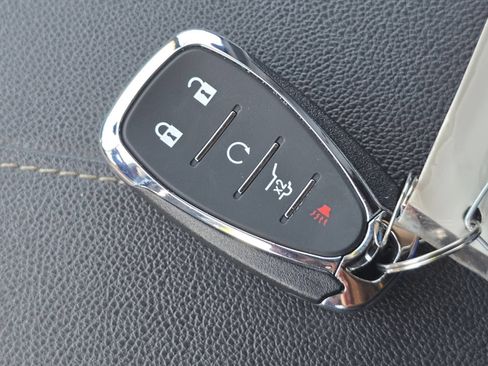Used 2023 Chevrolet Traverse LT w/ LT Premium Package AWD/4WD image 31