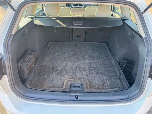 Used 2017 Volkswagen Golf S image 19