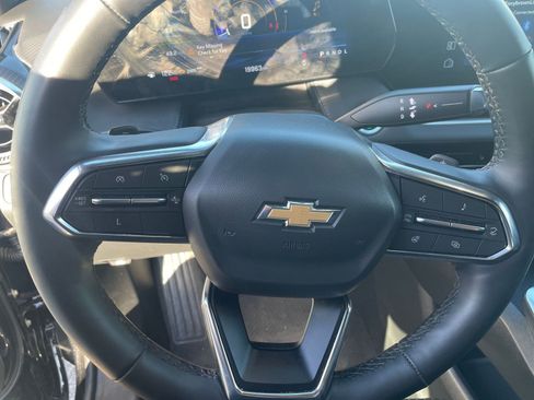 Used 2025 Chevrolet Equinox LT image 27