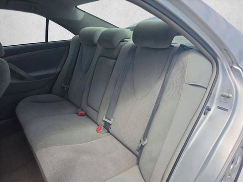 Used 2010 Toyota Camry LE FWD image 16