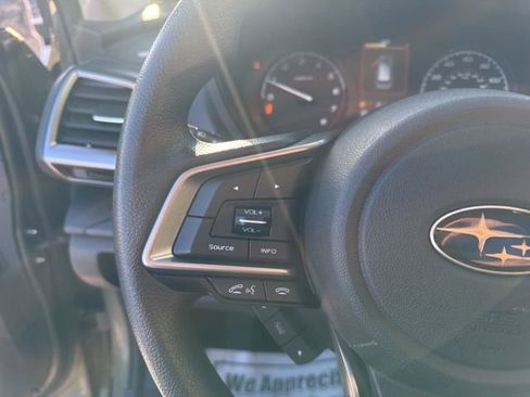 Used 2019 Subaru Forester Base w/ Alloy Wheel Package image 12