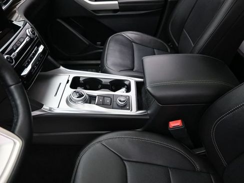 Certified 2023 Ford Explorer Limited w/ Limited Technology Package AWD/4WD image 26
