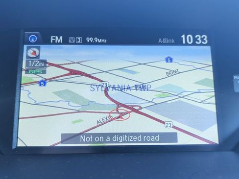 Used 2017 Acura RDX AWD w/ Technology Package image 3