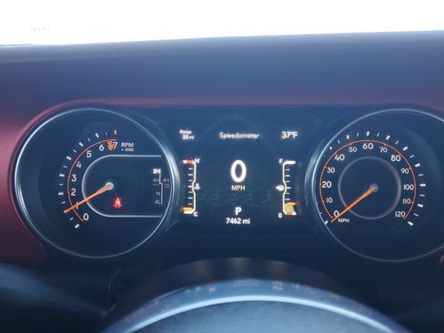 Used 2023 Jeep Gladiator Rubicon w/ LED Lighting Group image 10