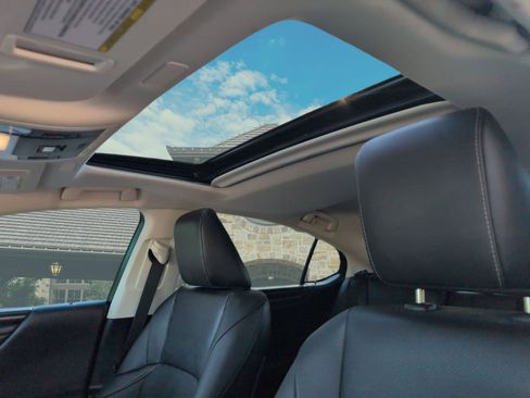 Certified 2024 Lexus ES 350 w/ Premium Package image 14