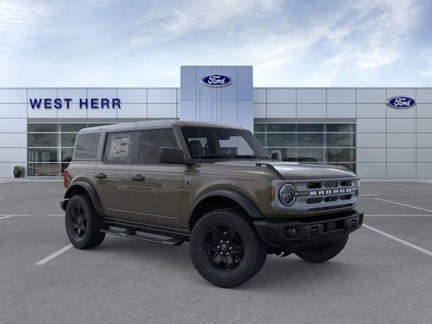 New 2025 Ford Bronco Big Bend w/ Black Diamond Package image 7