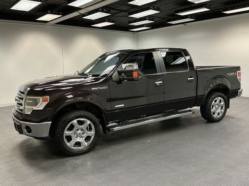 Used 2014 Ford F150 Lariat w/ Equipment Group 502A Luxury AWD/4WD image 2