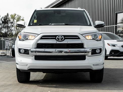 Used 2020 Toyota 4Runner Limited image 4