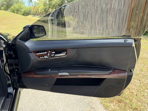 Used 2013 Mercedes-Benz CL 63 AMG image 11