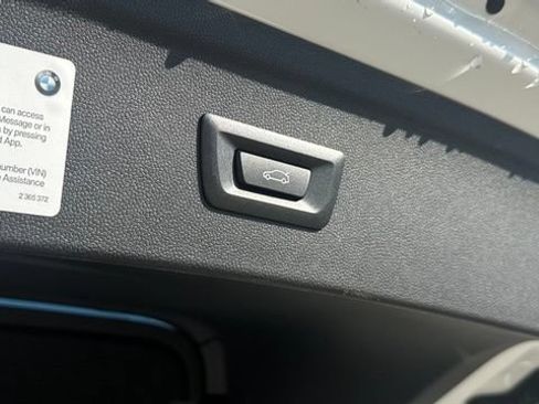 Used 2022 BMW iX xDrive50 w/ Premium Package AWD/4WD image 26