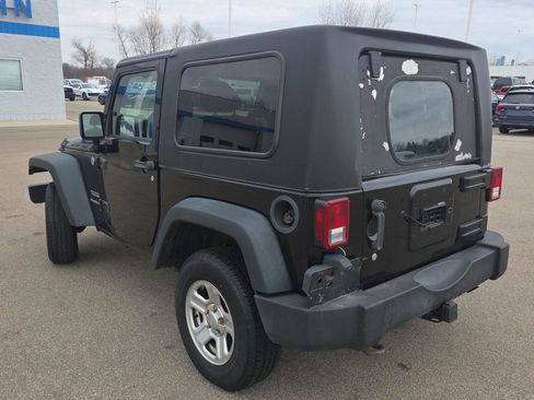Used 2012 Jeep Wrangler Sport image 3