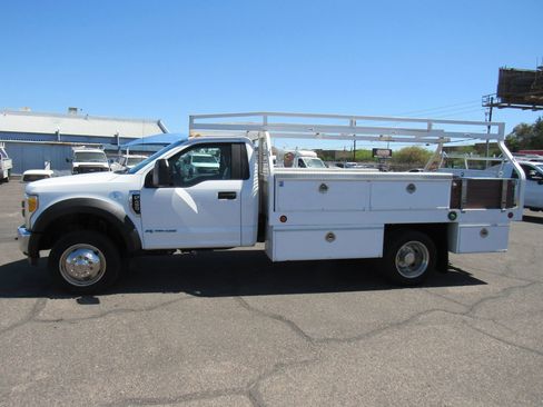 Used 2017 Ford F450 XL w/ XL Value Package RWD image 2