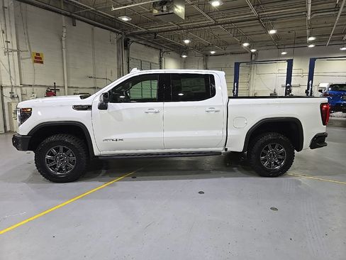 New 2026 GMC Sierra 1500 AT4X AWD/4WD image 4