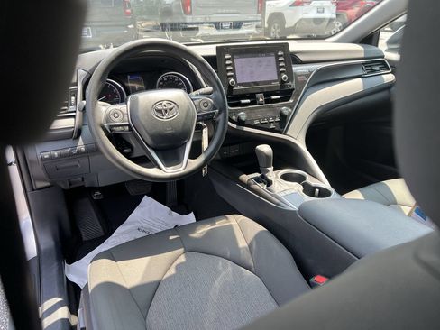 Used 2024 Toyota Camry LE FWD image 30