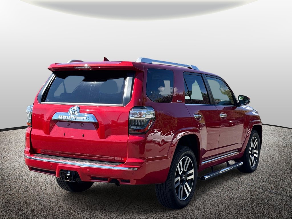 Used 2022 Toyota 4Runner Limited AWD/4WD image 8