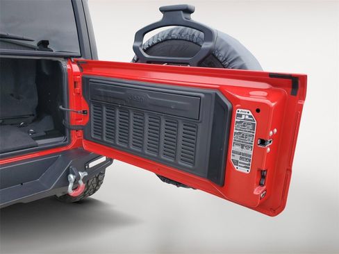 Used 2025 Jeep Wrangler Sport image 9