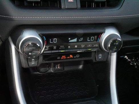 Certified 2025 Toyota RAV4 XLE AWD/4WD image 23