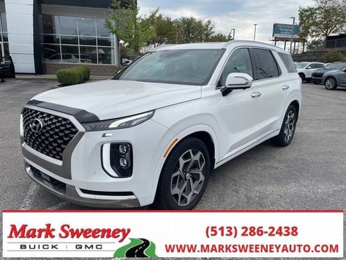 Used 2022 Hyundai Palisade Calligraphy w/ Cargo Package image 2