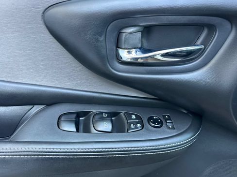Used 2021 Nissan Murano S FWD image 12