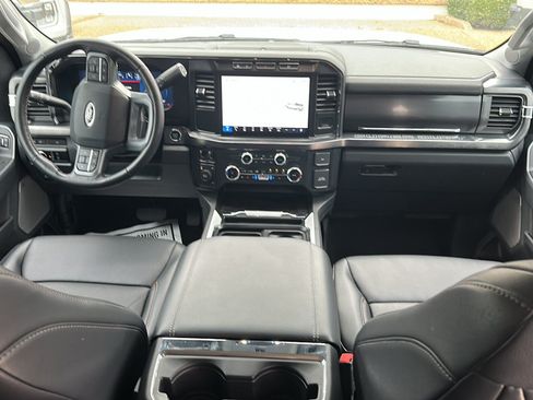 Used 2024 Ford F250 Lariat AWD/4WD image 13