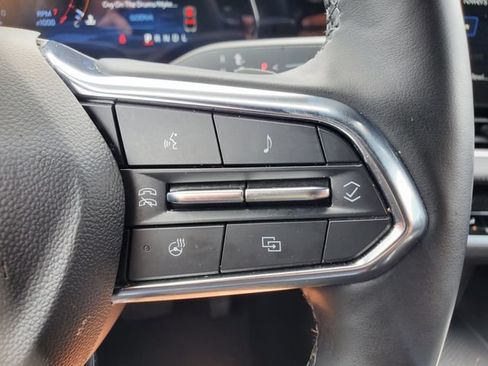 Certified 2025 Chevrolet Equinox LT FWD image 24