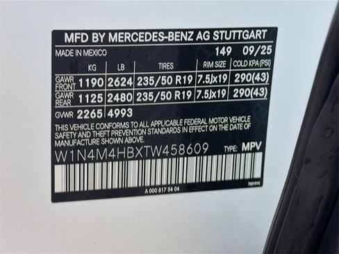 New 2026 Mercedes-Benz GLB 250 4MATIC image 37