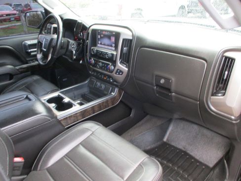 Used 2015 GMC Sierra 2500 Denali w/ Driver Alert Package image 31