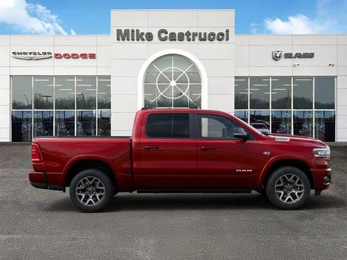 New 2026 RAM 1500 Laramie w/ Laramie Preferred Package AWD/4WD image 39
