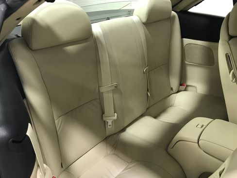 Used 2004 Lexus SC 430 Convertible RWD image 21