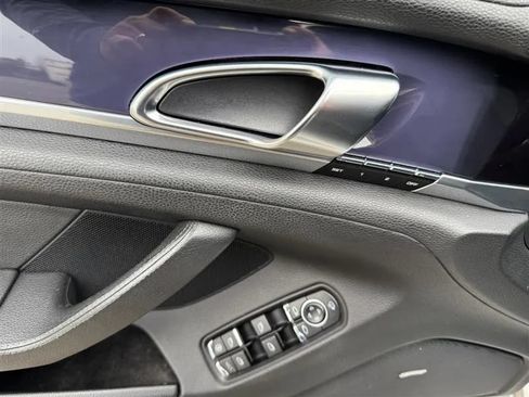 Used 2011 Porsche Panamera image 33