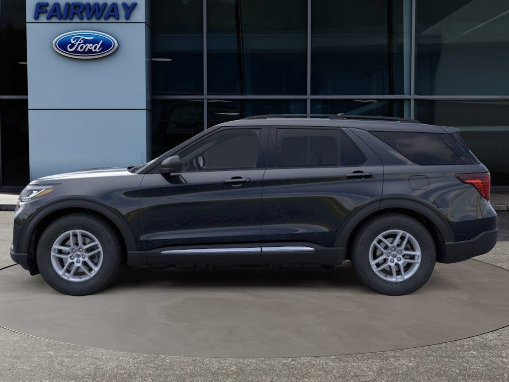 Used 2025 Ford Explorer Active w/ Active Comfort Package RWD image 3