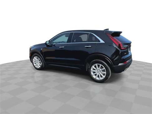 Used 2023 Cadillac XT4 Luxury image 7