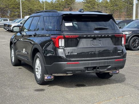 New 2026 Ford Explorer Active image 5