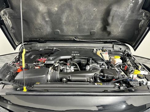 Used 2021 Jeep Wrangler Rubicon AWD/4WD image 50