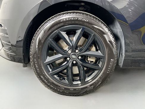 Certified 2026 Land Rover Range Rover Velar Dynamic SE AWD/4WD image 33
