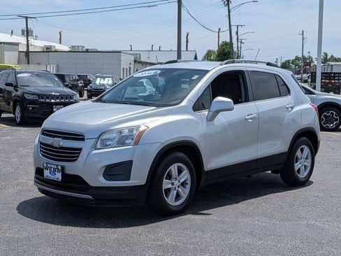 Used 2016 Chevrolet Trax LT FWD image 4