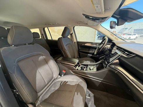 Used 2021 Jeep Grand Cherokee L Laredo w/ Luxury Tech Group I RWD image 14
