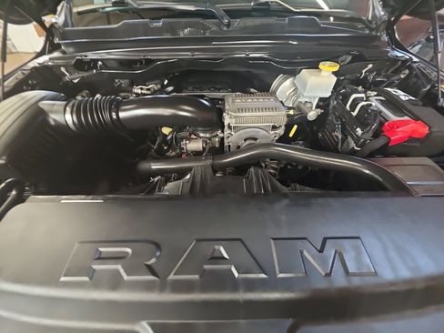 Used 2023 RAM 1500 Limited AWD/4WD image 15