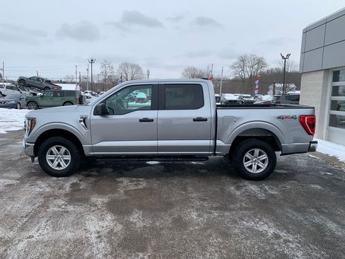 Used 2023 Ford F150 XLT image 3