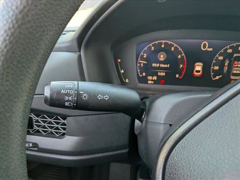 Used 2023 Honda Accord LX image 13