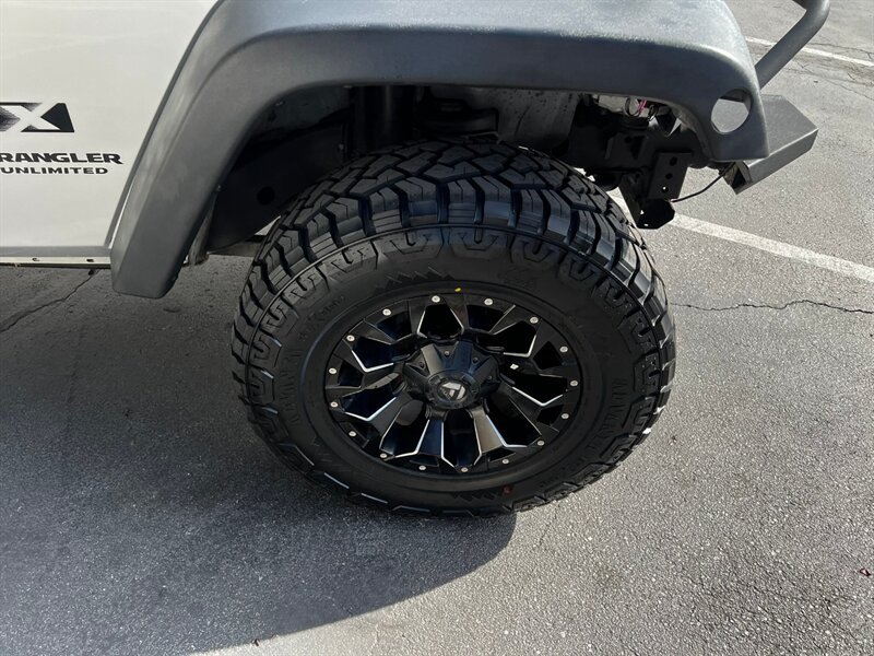 Used 2007 Jeep Wrangler Unlimited X AWD/4WD image 13