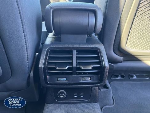 Used 2023 Audi Q3 2.0T Premium image 25