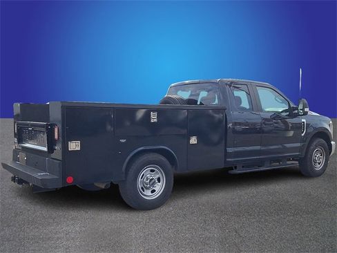 Used 2019 Ford F350 XL w/ XL Value Package image 4