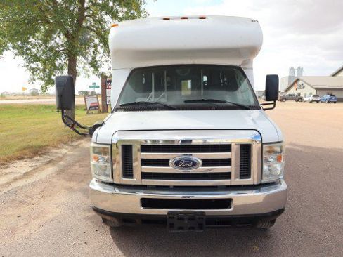 Used 2008 Ford E-350 and Econoline 350 Super Duty image 7